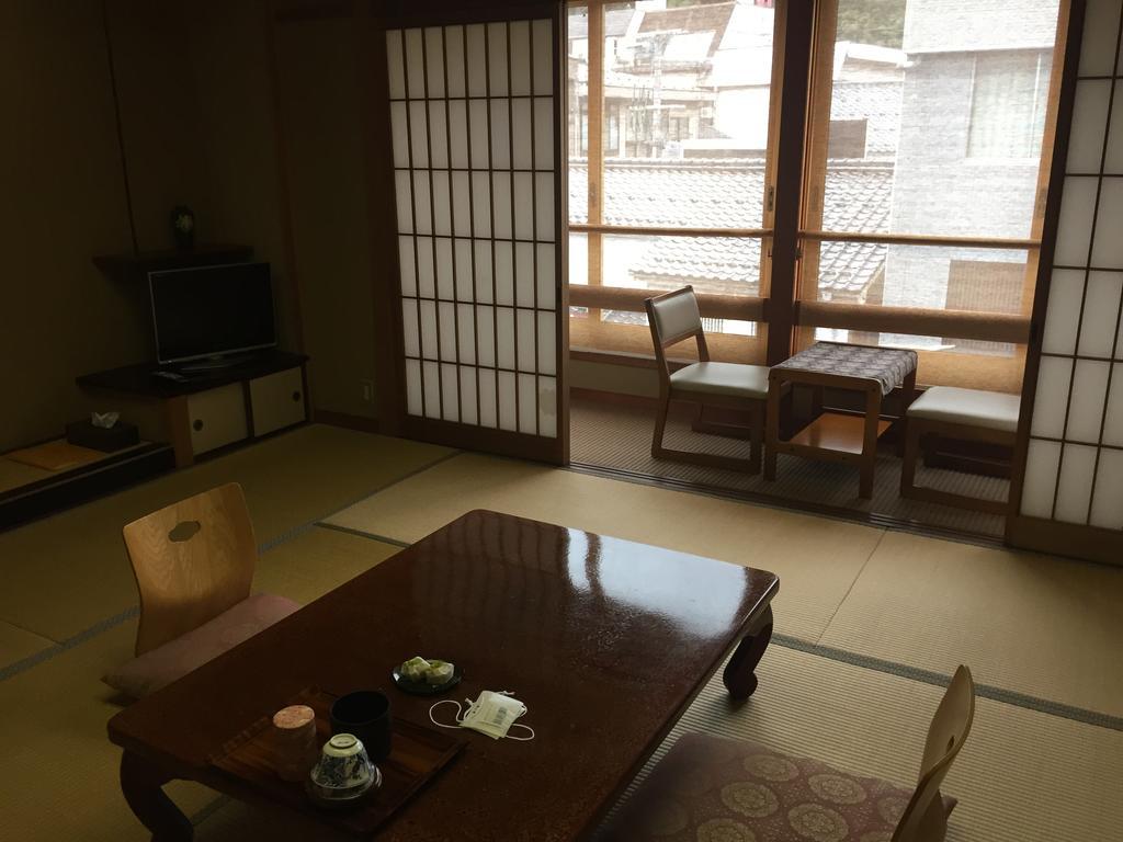 丰冈市 三和日式旅馆酒店 外观 照片