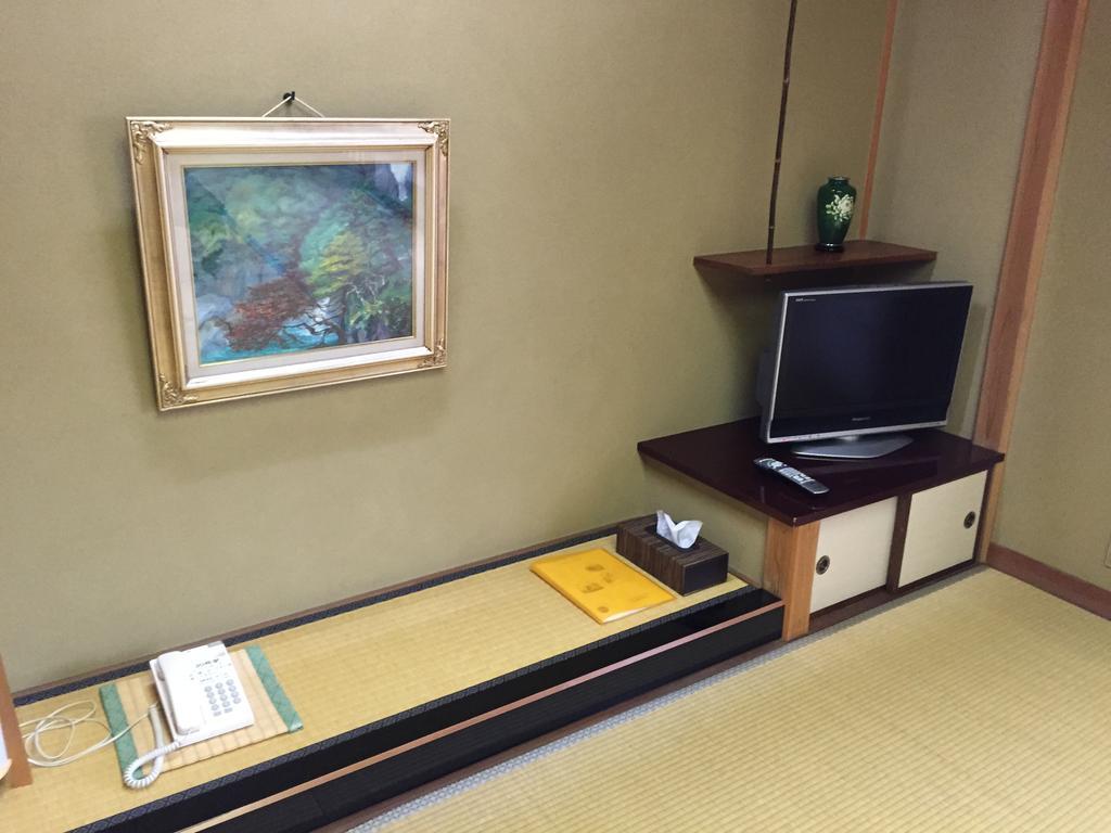 丰冈市 三和日式旅馆酒店 外观 照片