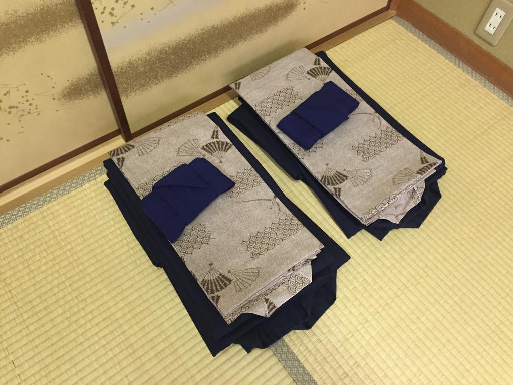 丰冈市 三和日式旅馆酒店 外观 照片