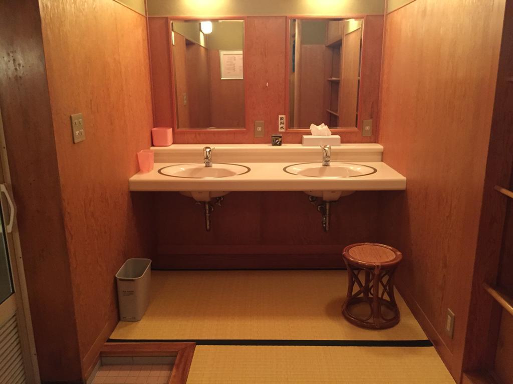 丰冈市 三和日式旅馆酒店 外观 照片